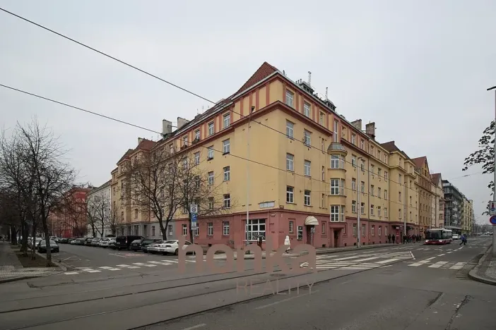 Pronájem bytu 2+kk, Praha - Holešovice, Dělnická, 50 m2