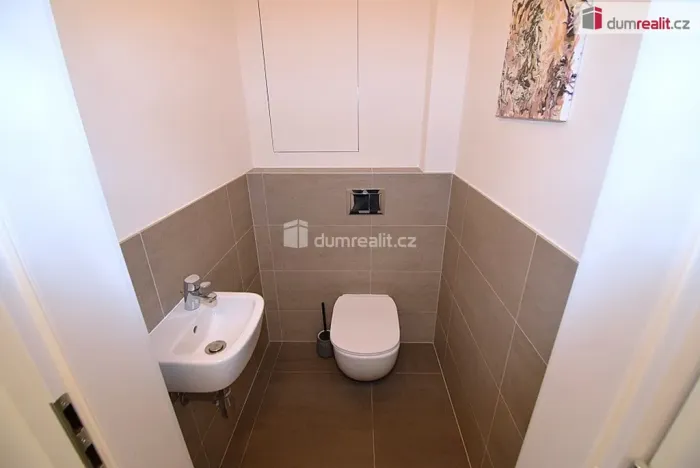 Prodej bytu 3+kk, Praha - Uhříněves, Ke kříži, 68 m2