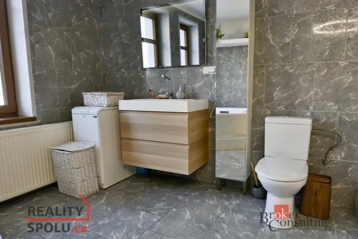 Prodej rodinného domu, Lučany nad Nisou, 250 m2