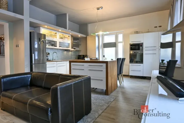 Prodej rodinného domu, Lučany nad Nisou, 250 m2