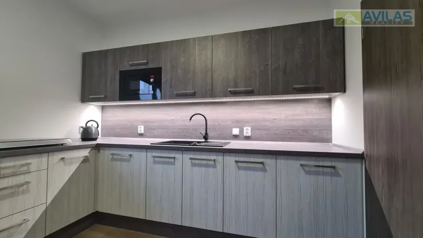 Pronájem kanceláře, Týnec nad Sázavou, Višňová, 13 m2