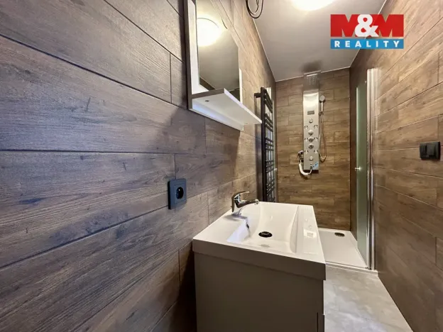 Pronájem bytu 1+kk, Klatovy - Luby, 30 m2