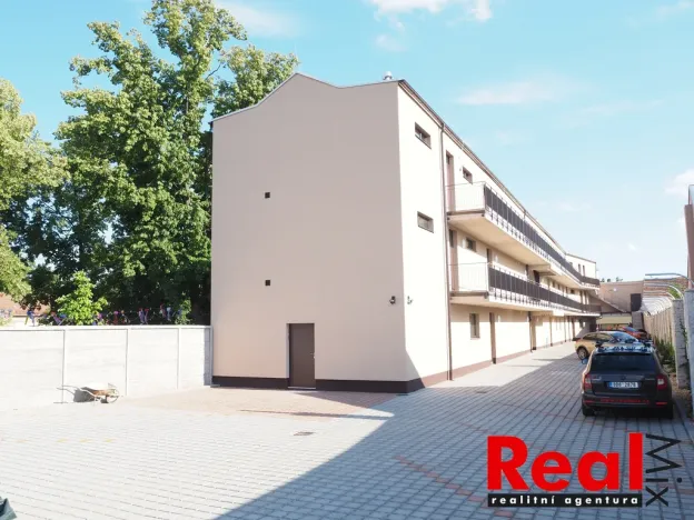 Pronájem bytu 1+kk, Brno - Přízřenice, Moravanská, 36 m2