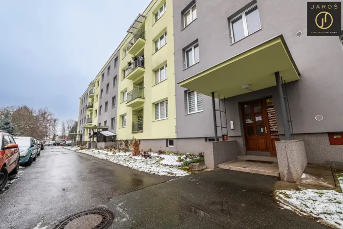 Prodej bytu 2+1, Pardubice, Družstevní, 52 m2