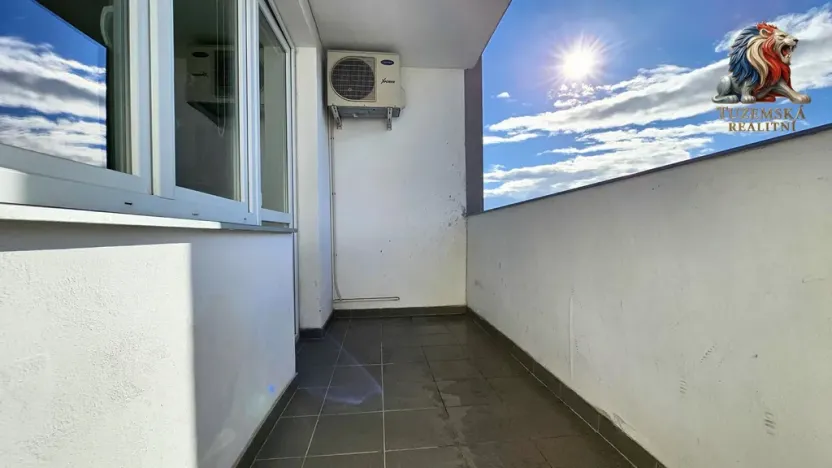 Prodej bytu 3+kk, Olomouc - Neředín, Okružní, 66 m2