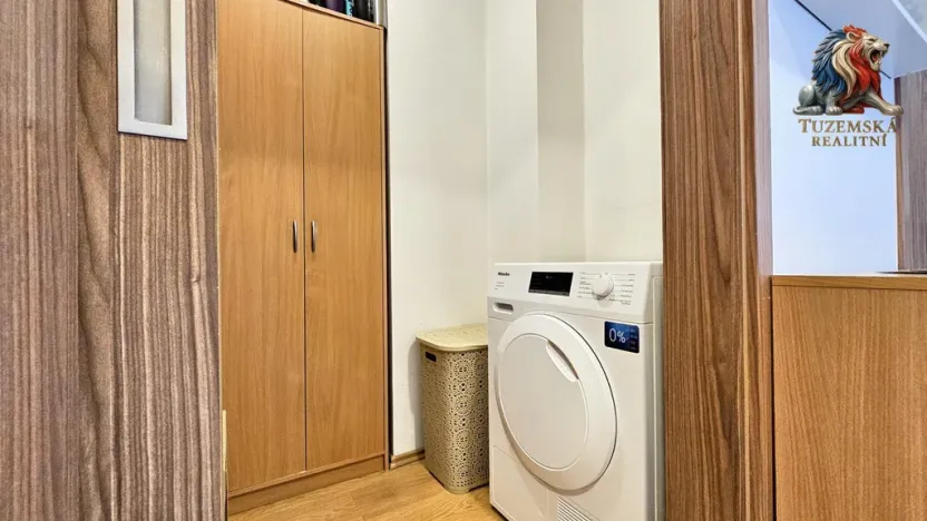 Prodej bytu 3+kk, Olomouc - Neředín, Okružní, 66 m2