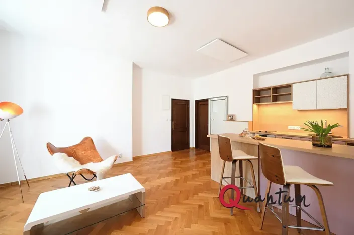 Pronájem bytu 2+kk, Praha - Dejvice, V Šáreckém údolí, 47 m2