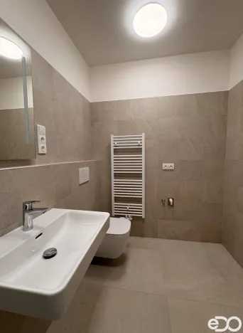 Pronájem bytu 2+kk, Praha, Plzeňská, 45 m2