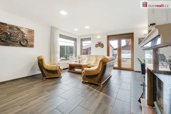 Prodej rodinného domu, Úvaly, 215 m2