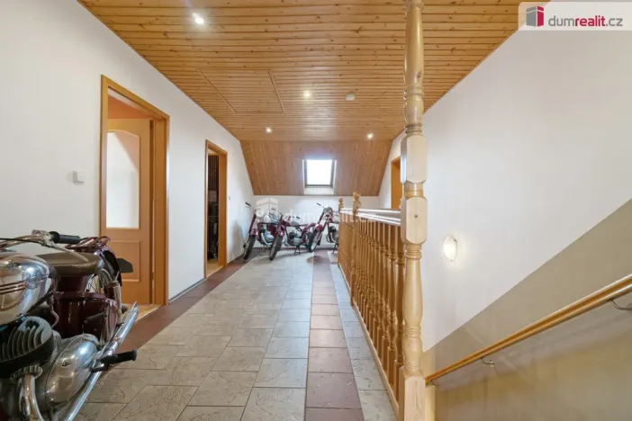 Prodej rodinného domu, Úvaly, 215 m2