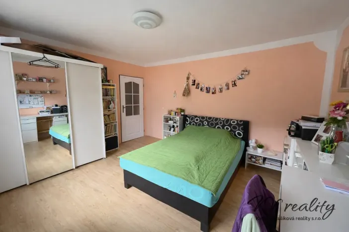 Prodej rodinného domu, Dešná, 232 m2