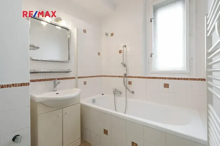 Prodej bytu 3+1, Praha - Strašnice, U kombinátu, 77 m2