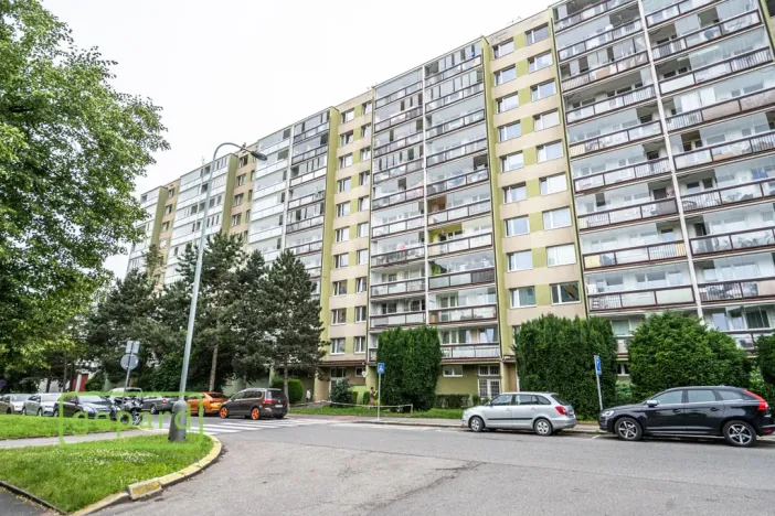 Pronájem skladu, Praha, Bohúňova, 14 m2