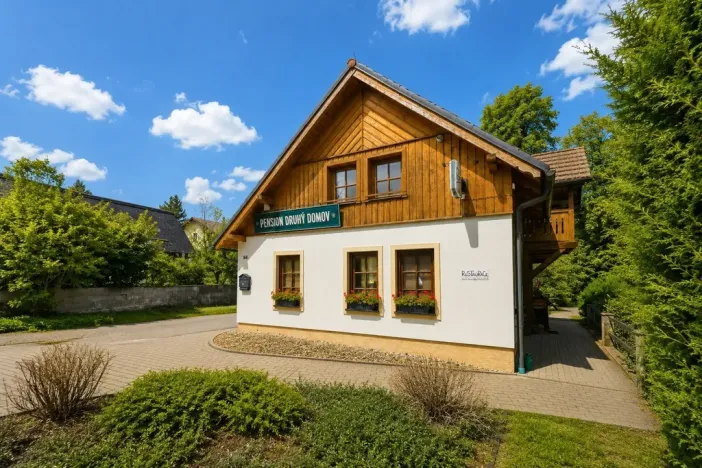 Prodej rodinného domu, Nový Bor - Janov, 280 m2