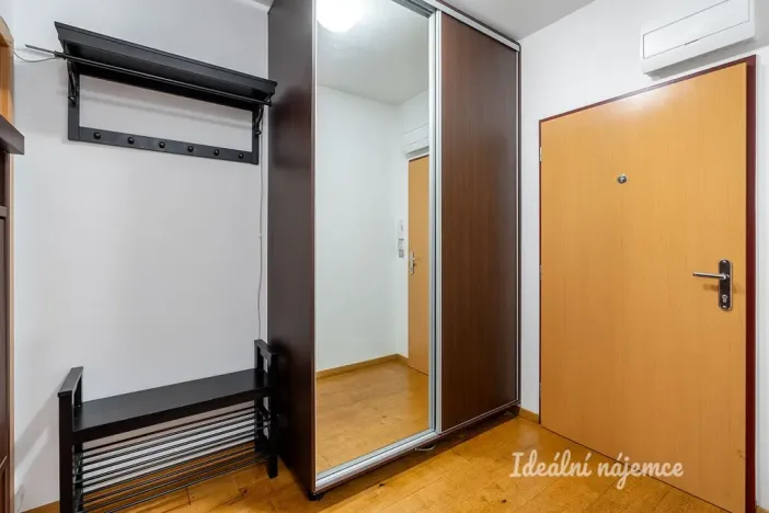 Pronájem bytu 3+kk, Praha - Kbely, Vágnerova, 61 m2
