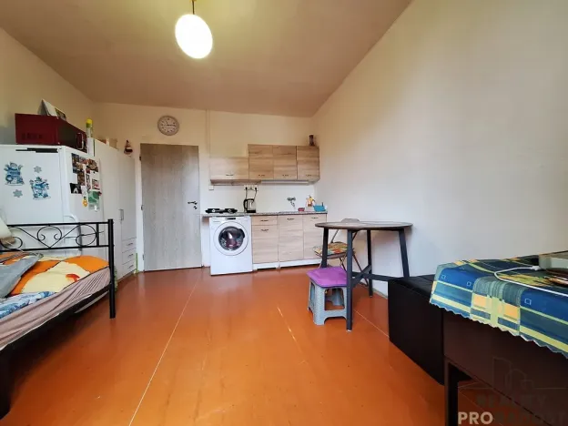 Pronájem bytu 1+kk, Kopřivnice, Záhumenní, 20 m2