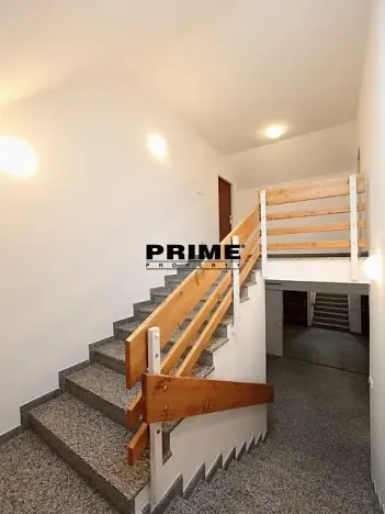 Pronájem rodinného domu, Praha - Kunratice, Ke hrádku, 417 m2