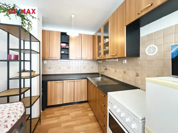 Prodej bytu 2+kk, Praha - Bohnice, Zelenohorská, 43 m2