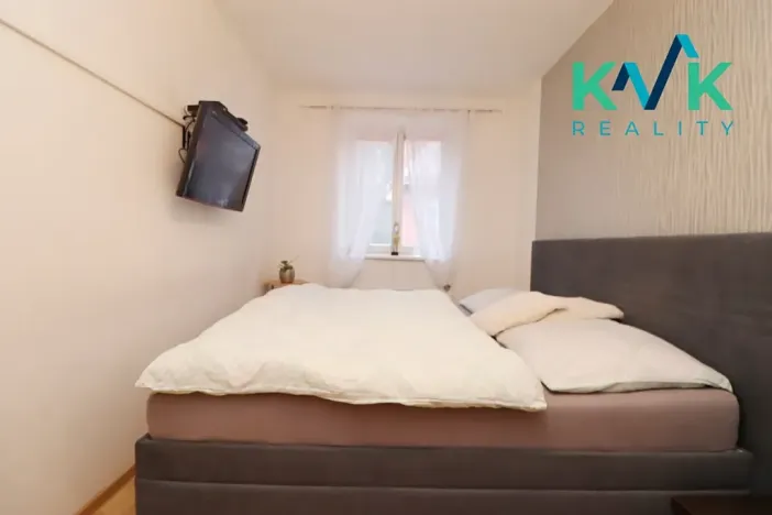 Prodej bytu 3+1, Karlovy Vary, I. P. Pavlova, 83 m2