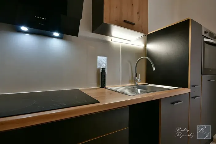 Pronájem bytu 1+kk, Ústí nad Labem, Obvodová, 31 m2