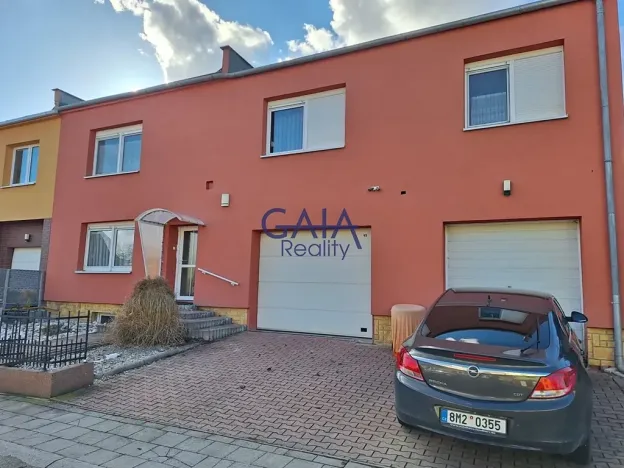 Pronájem bytu 2+1, Mostkovice, U Hřiště, 76 m2