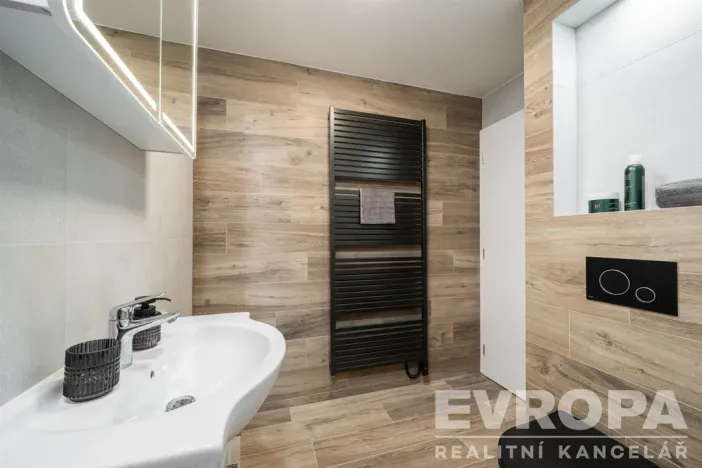 Prodej bytu 1+1, Jiřetín pod Bukovou, 41 m2