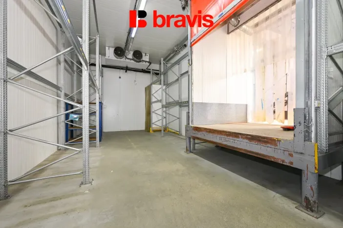 Pronájem skladu, Hradčany, Tišnovská, 1016 m2