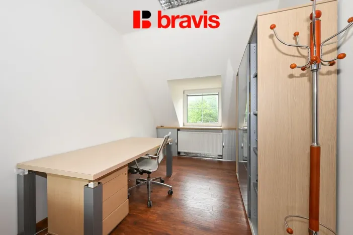 Pronájem skladu, Hradčany, Tišnovská, 1016 m2