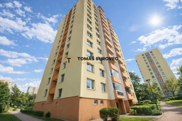 Pronájem bytu 1+kk, Zlín, L. Váchy, 29 m2