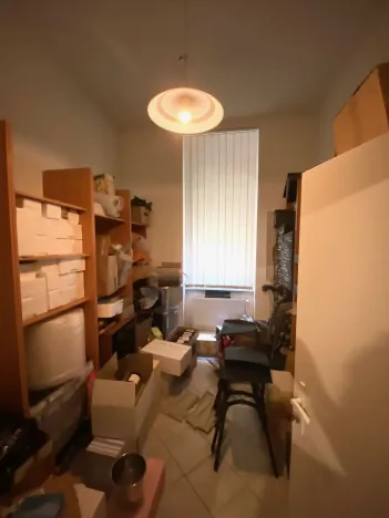 Prodej obchodního prostoru, Karlovy Vary, Mariánskolázeňská, 68 m2