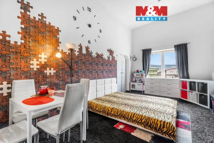 Pronájem bytu 2+kk, Liberec - Liberec VI-Rochlice, Nádvorní, 42 m2