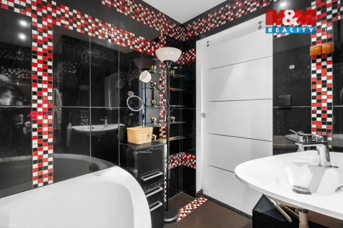 Pronájem bytu 2+kk, Liberec - Liberec VI-Rochlice, Nádvorní, 42 m2