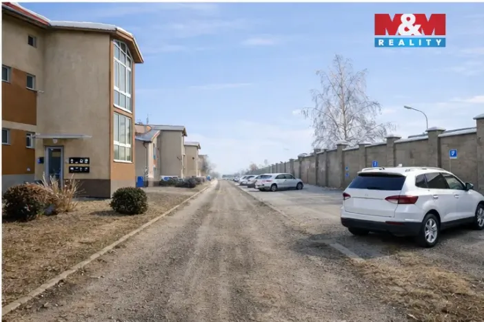 Pronájem, Hostivice, 12 m2