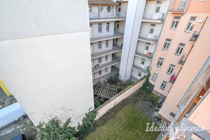 Pronájem bytu 1+kk, Brno - Zábrdovice, Stará, 32 m2