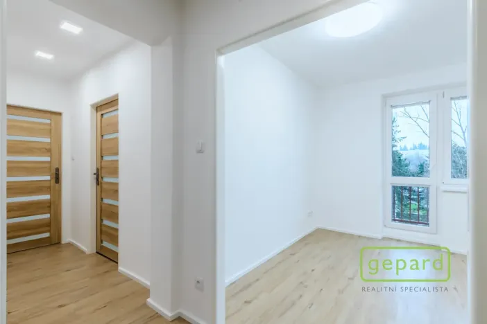 Pronájem bytu 3+1, Praha, Hrusická, 73 m2