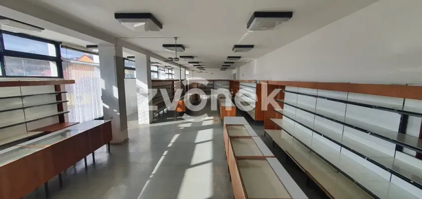Pronájem obchodního prostoru, Polešovice, 320 m2