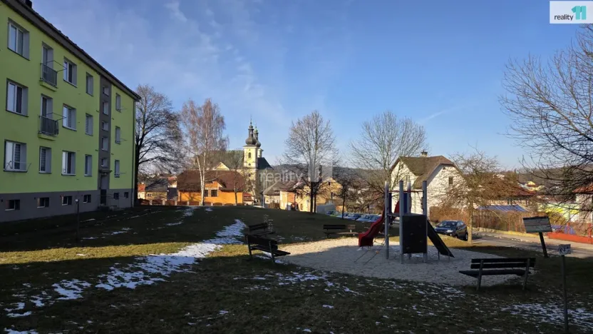 Prodej bytu 2+1, Kynšperk nad Ohří, Jana Nerudy, 52 m2