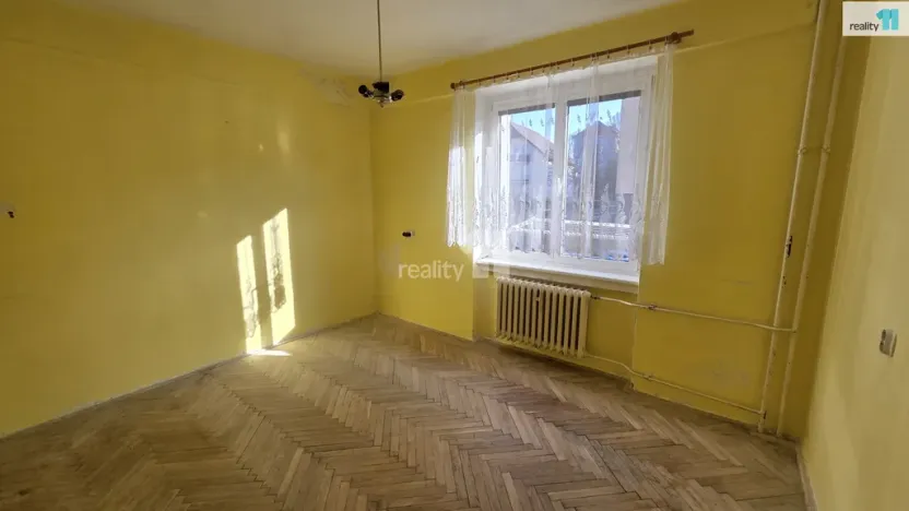 Prodej bytu 2+1, Kynšperk nad Ohří, Jana Nerudy, 52 m2