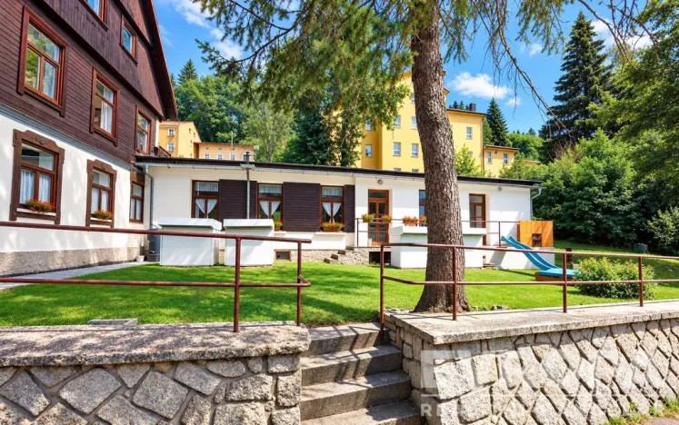 Pronájem restaurace, Janské Lázně, Dolní promenáda, 156 m2
