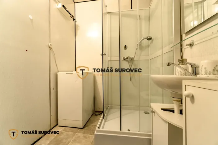 Pronájem bytu 1+1, Zlín, Větrná, 44 m2