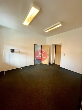 Pronájem kanceláře, Ostrava, Slévárenská, 60 m2