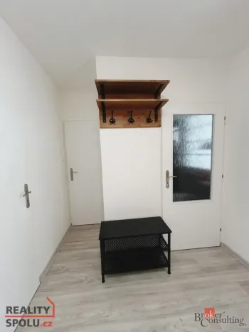 Pronájem bytu 2+kk, Praha - Háje, Plickova, 42 m2