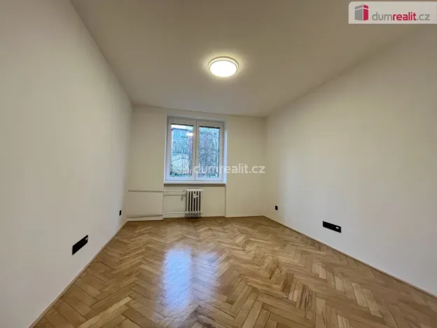 Pronájem bytu 3+1, Karlovy Vary - Rybáře, Šmeralova, 73 m2