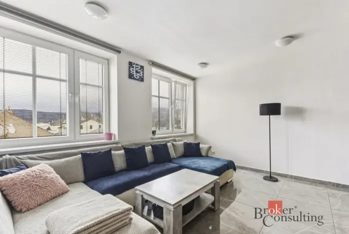 Prodej bytu 3+1, Trutnov - Poříčí, Voletinská, 61 m2