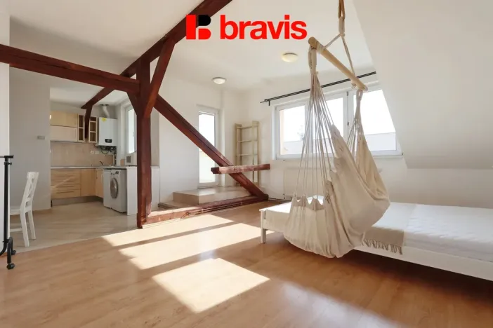 Pronájem bytu 1+kk, Brno - Černovice, Klíčova, 41 m2