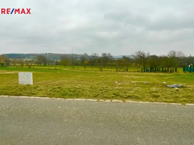 Prodej pozemku pro bydlení, Lazníky, 577 m2