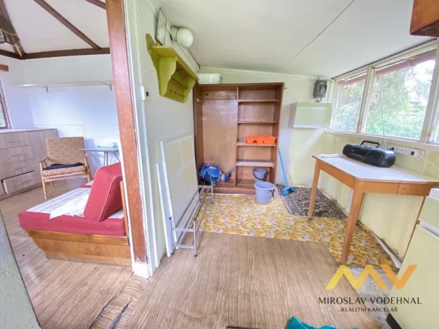 Pronájem chaty, Hradec Králové, Kmochova, 20 m2