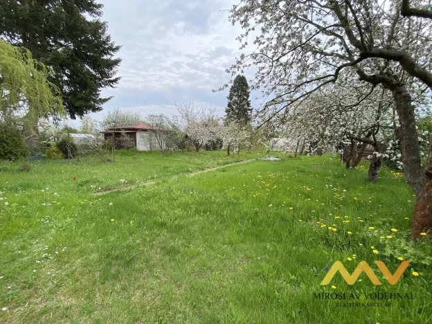 Pronájem chaty, Hradec Králové, Kmochova, 20 m2