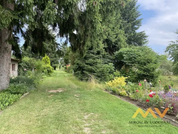 Pronájem chaty, Hradec Králové, Kmochova, 20 m2