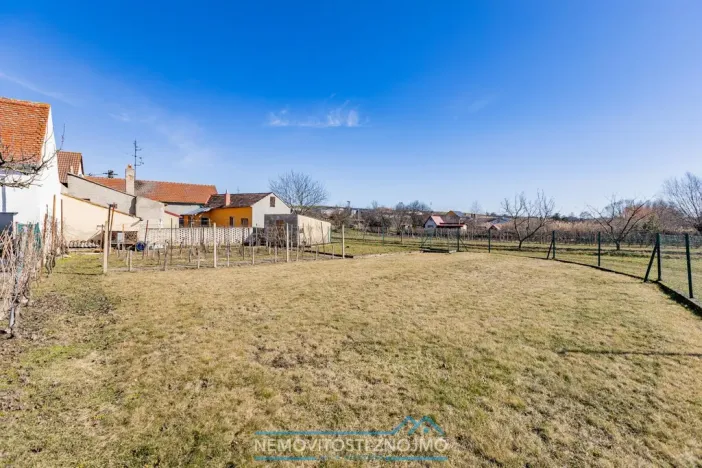 Prodej rodinného domu, Kuchařovice, Ke Kapličce, 189 m2